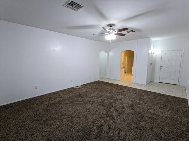 Building Photo - Rancho Sahuarita Home