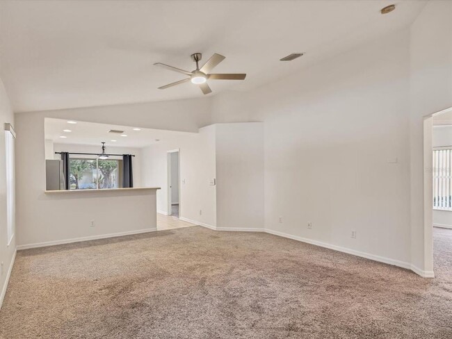 Building Photo - 6258 Blue Runner Ct