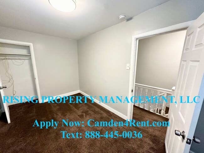 Building Photo - Renovated 4 Bedroom 2.5 Bathroom home in t...