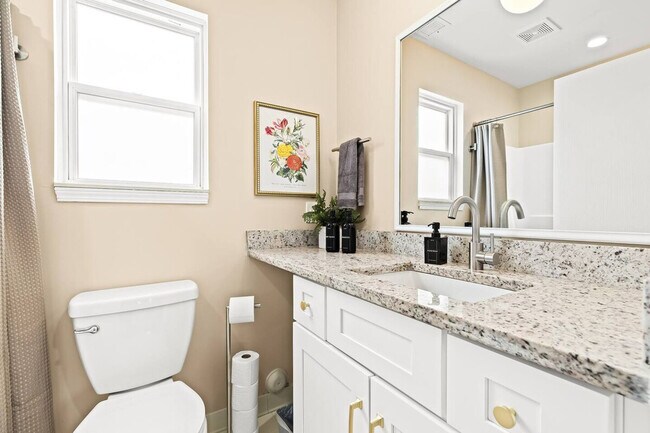 Building Photo - 27882 Gratiot Ave