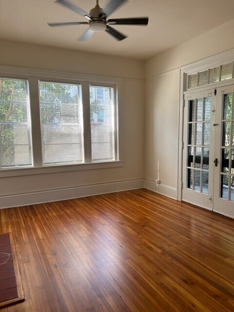 Living Room - 127 New Bern Pl