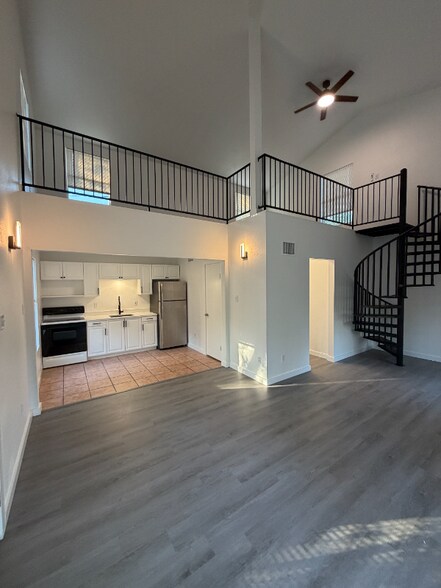 Building Photo - 1410 Ashwood Rd