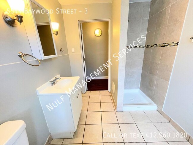 Building Photo - 5544 Baywood St