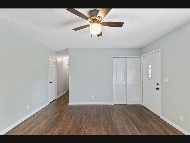 Building Photo - 3782 Feather Ln