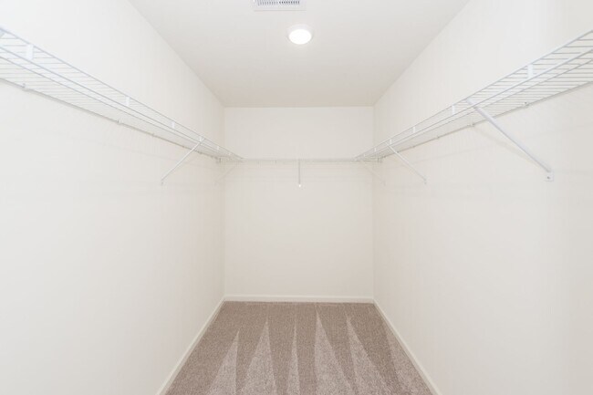 Building Photo - 543 Polaris Wy