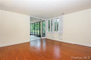 Building Photo - 112 Kingsbury Rd