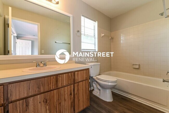 Building Photo - 3 Bedroom Pet-Friendly Home in CAPE CORAL,...