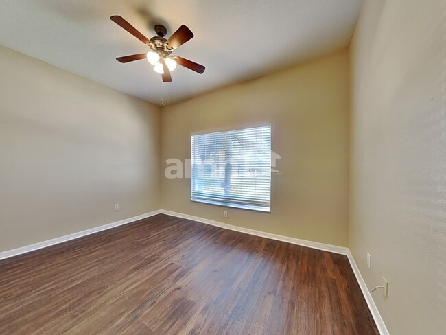 Building Photo - 9820 Jasmine Brook Cir