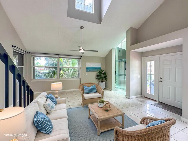 Building Photo - 3662 SW Sunset Trace Cir