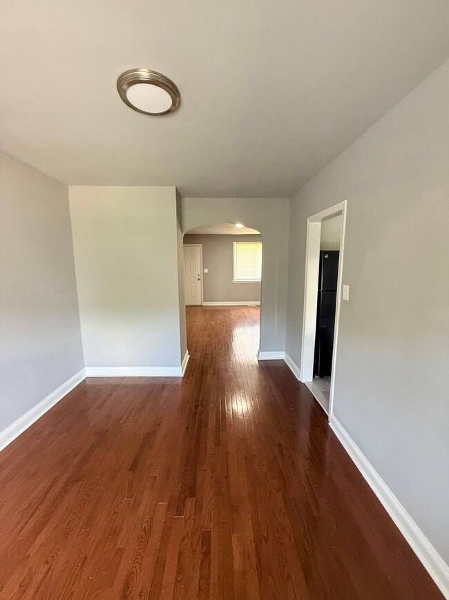 Building Photo - 4909 Chalgrove Ave