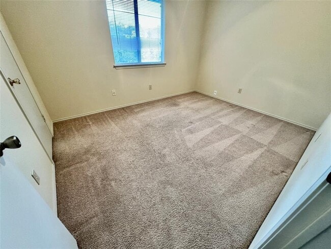 Building Photo - 6123 Abilene Trl