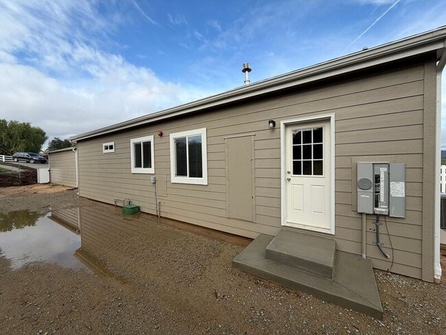 Building Photo - 40530 Calle Cancion