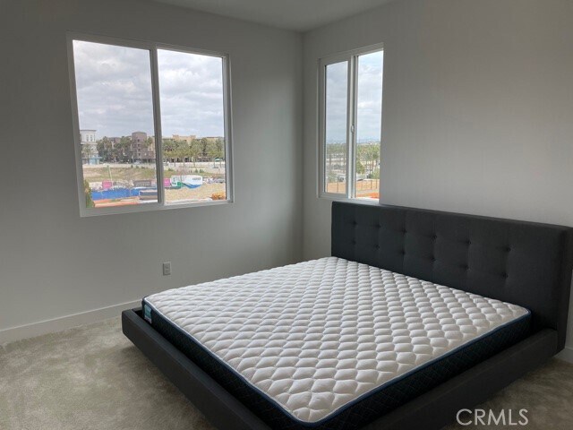 Building Photo - 1860 S Westside Dr