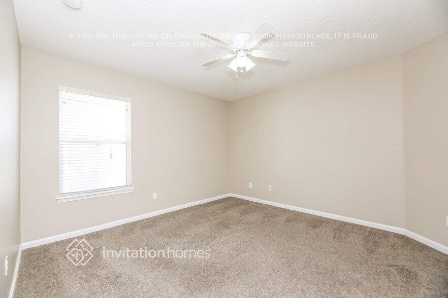 Building Photo - 3675 Blue Wing Ct