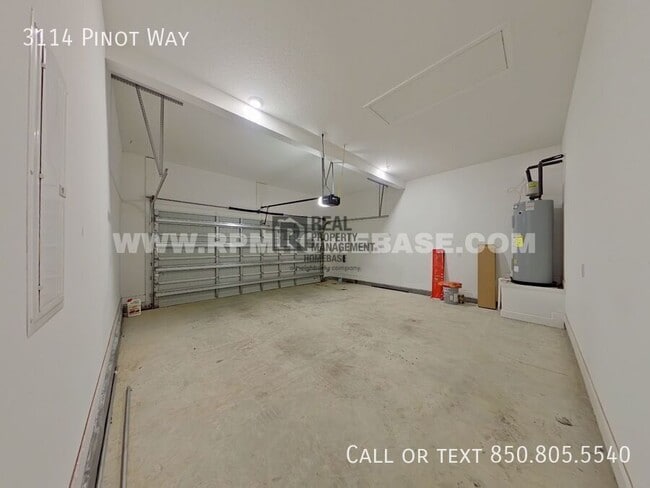 Building Photo - 3114 Pinot Way