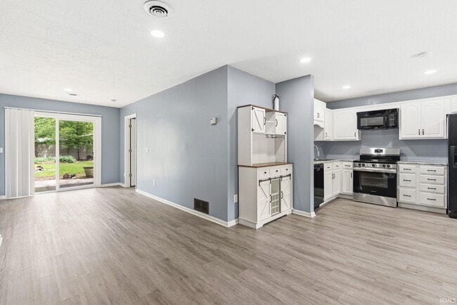 Building Photo - 515 Ward Dr