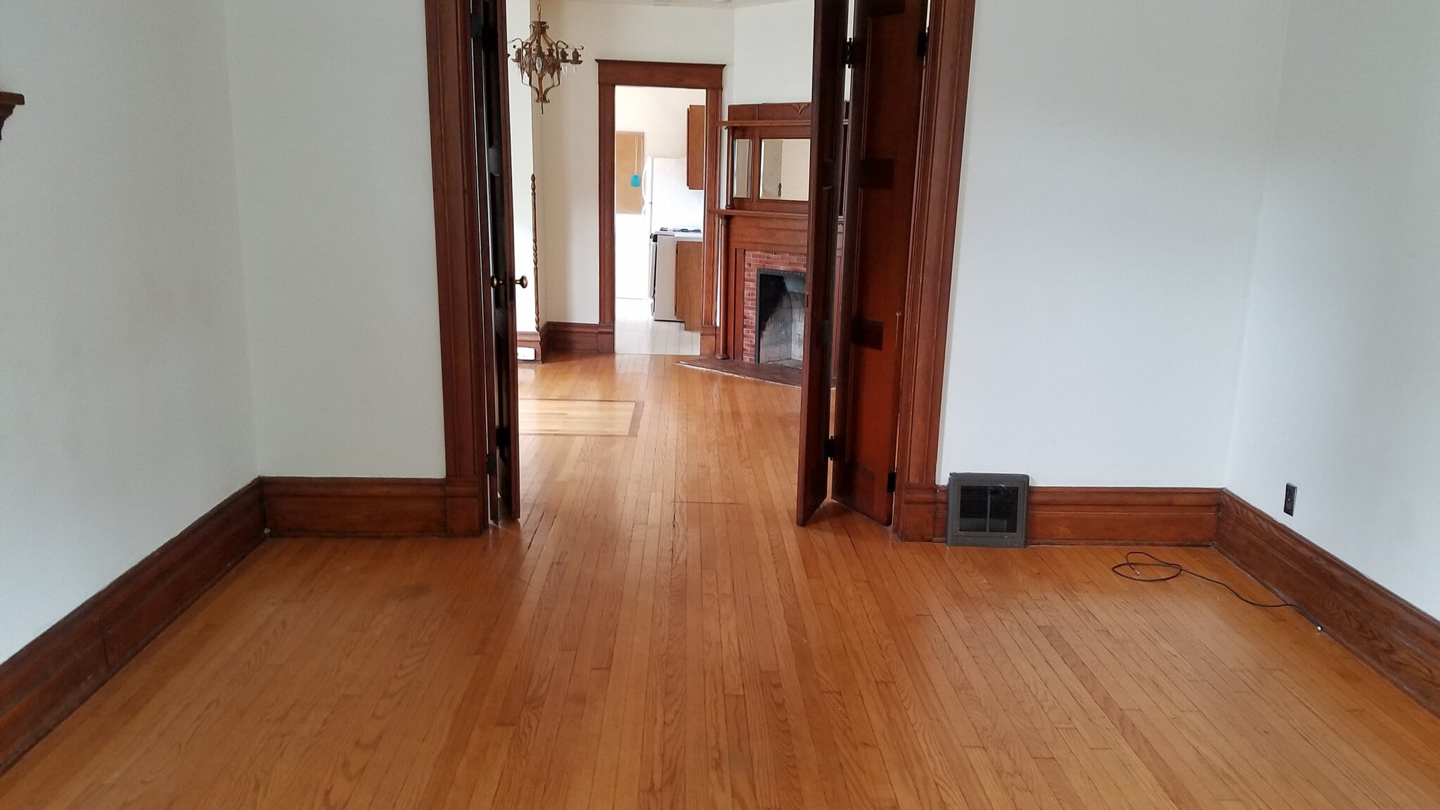 Building Photo - 532 W Wilson St