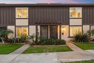 Building Photo - 11104 Grant Way