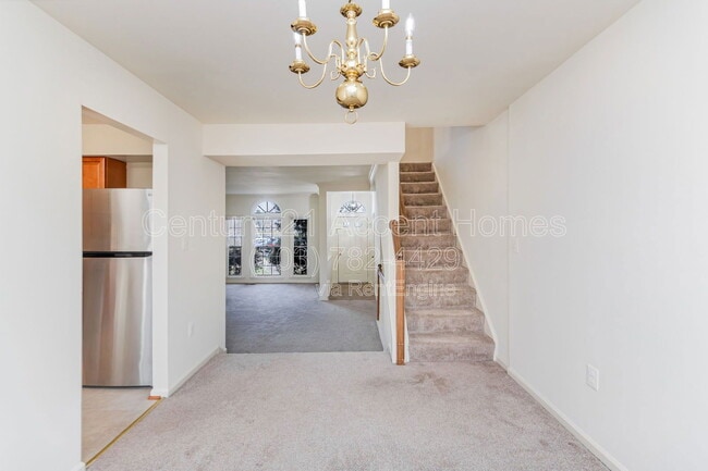 Building Photo - 6143 Summer Park Ln