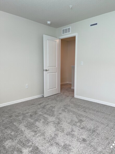 Building Photo - 3156 Emerald Acres Ln
