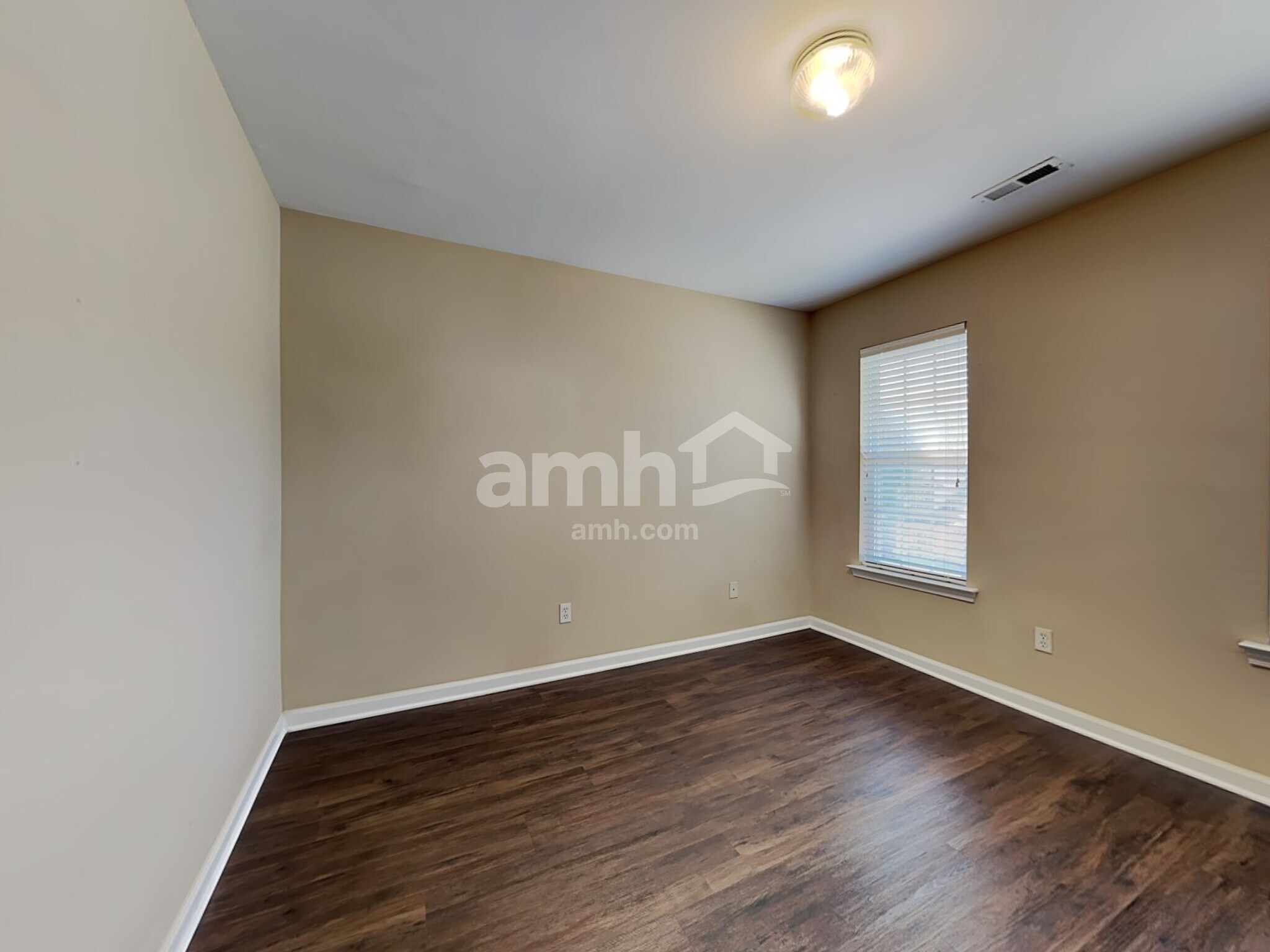 Building Photo - 4131 Crestview Place Dr