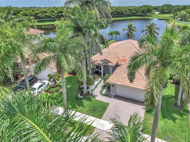 Building Photo - 1737 Harbor View Cir
