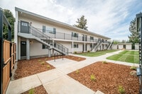 Building Photo - Eastport Manor Apartments