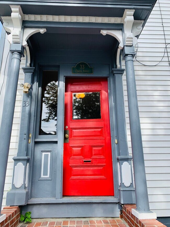 Primary Photo - 33 O&#39;Brion St.