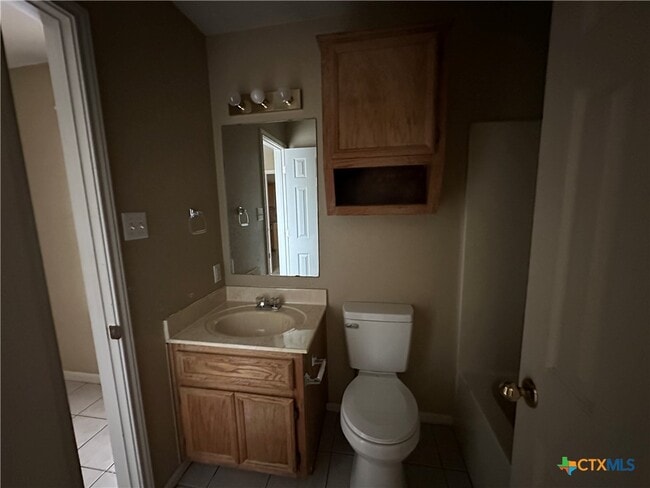 Building Photo - 417 Deloris Dr