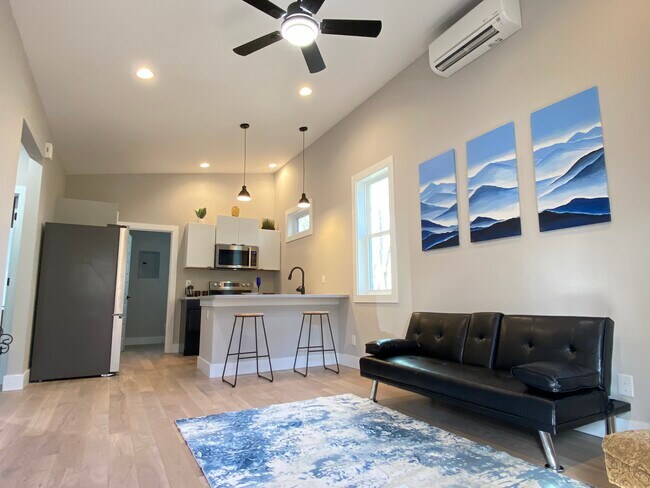 Building Photo - 58 Albemarle Rd