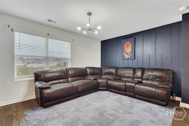 Building Photo - 123 Tobago Cir