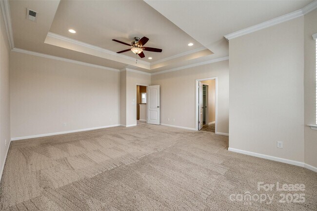 Building Photo - 327 Hawks Creek Pkwy