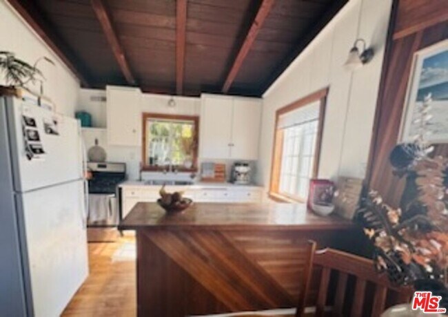 Building Photo - 22844 Pacific Coast Hwy