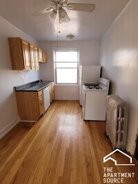 Building Photo - 2342 W Touhy Ave