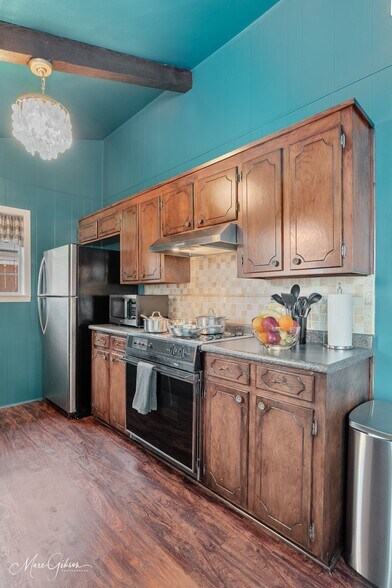 Building Photo - 207 Pomeroy Dr