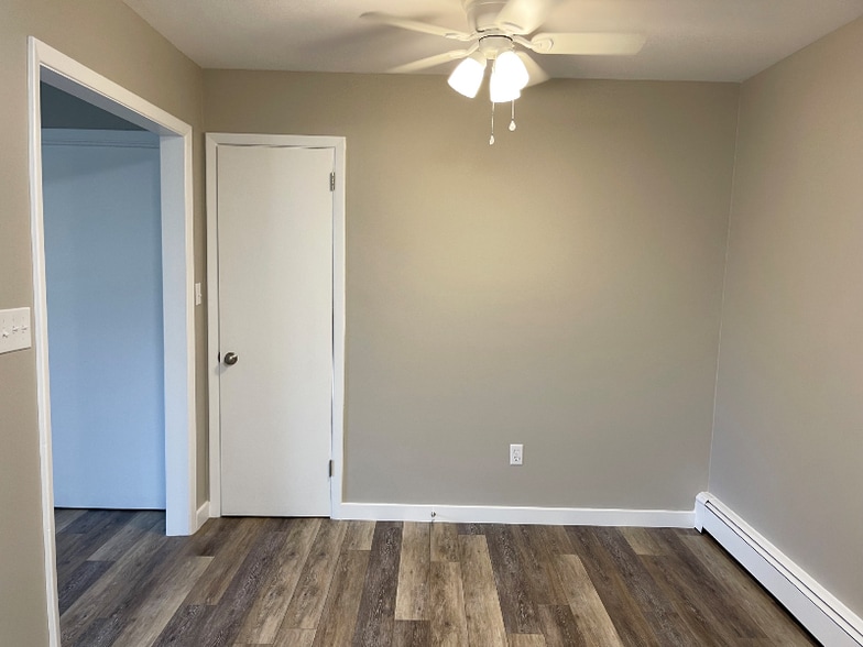 Building Photo - 1215 Walnut St