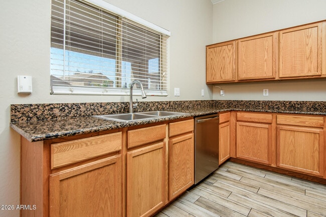 Building Photo - 43395 W Wild Horse Trail