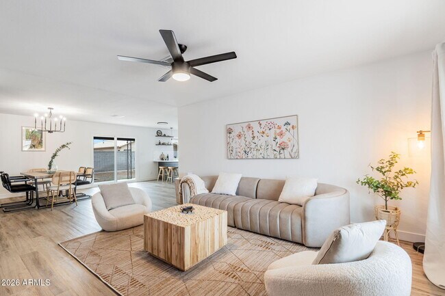 Building Photo - 2529 E Commonwealth Cir