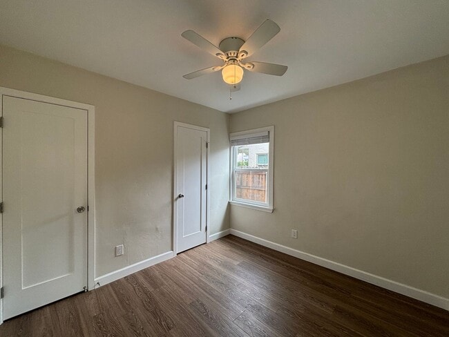 Building Photo - Charming 2BD/1BA Home in Morena with Large Yard, In-Unit Laundry & Detached Garage