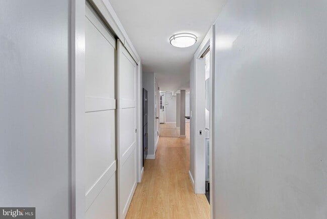 Building Photo - 1311 East Capitol St SE