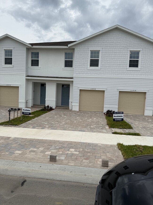 Building Photo - 12834 SW Forli Wy