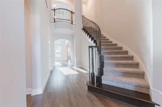 Building Photo - 16800 Broomweed Cove