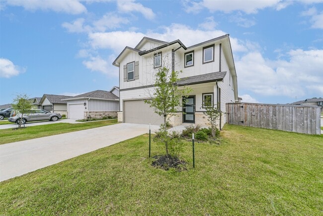 Building Photo - 18602 Etta Pnes Cir