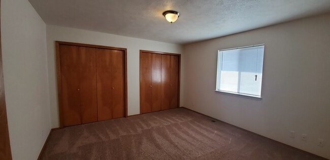 Building Photo - Beautiful 4 Bed-3 Bath House in CDA!
