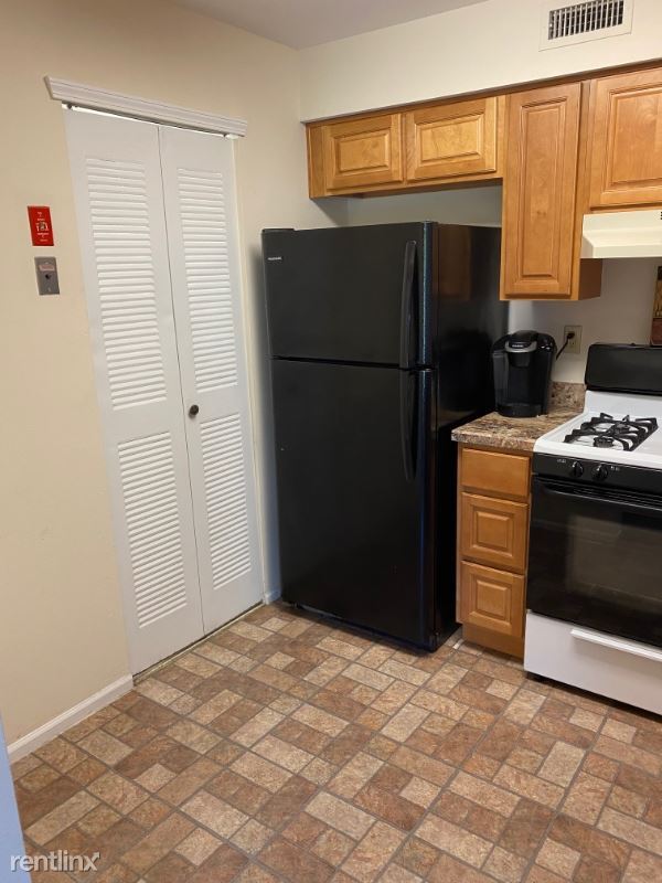 Building Photo - 2 br, 1 bath Condo - 2511 Society Place