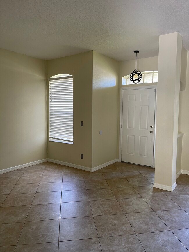 Building Photo - 2710 Glenbuck Ct