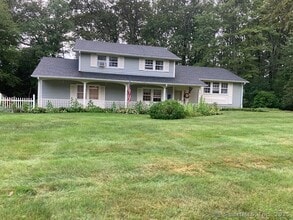 Building Photo - 252 Dorothy Dr