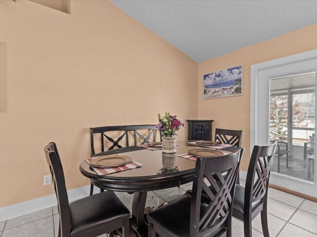 Building Photo - 226 Windward Way