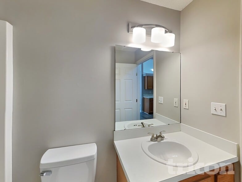 Building Photo - 4350 Jillian Dr