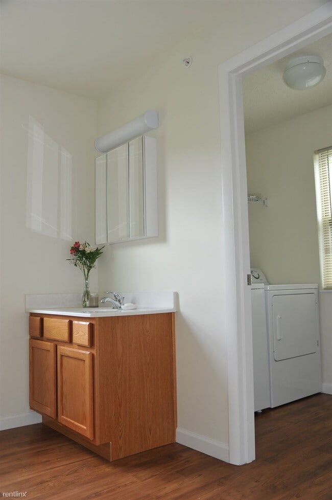Building Photo - 2 br, 2 bath  - Summit Pointe The Spade